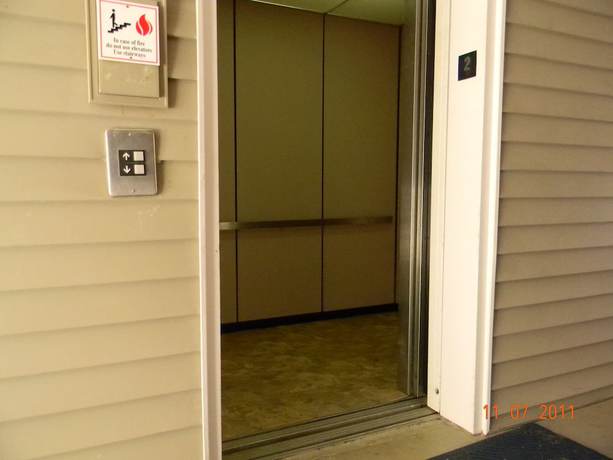 Imagen de los interiores del Hotel Stay Inn And Suites, Stockbridge. Foto 14