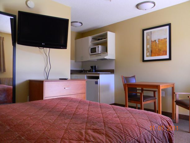 Imagen de la habitación del Hotel Stay Inn And Suites, Stockbridge. Foto 5