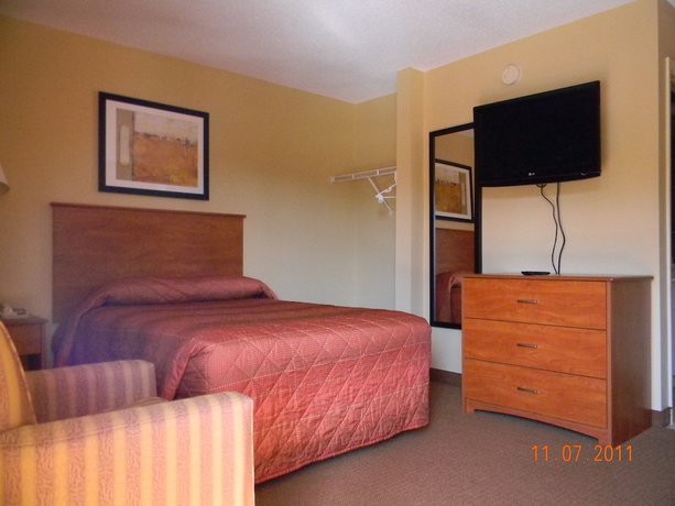 Imagen de la habitación del Hotel Stay Inn And Suites, Stockbridge. Foto 10