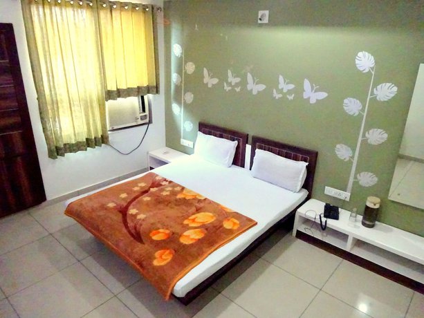 Imagen de los interiores del Hotel Stay Inn, Gandhinagar. Foto 4