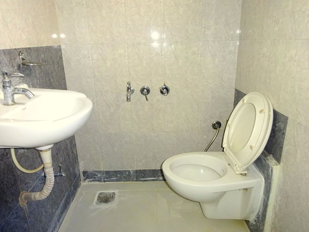 Imagen de la habitación del Hotel Stay Inn, Gandhinagar. Foto 2