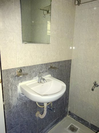 Imagen de la habitación del Hotel Stay Inn, Gandhinagar. Foto 3