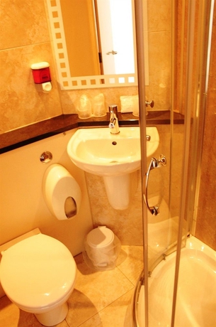 Imagen de la habitación del Hotel Stay Inn Manchester. Foto 3