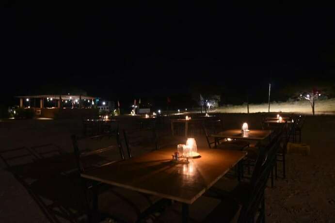 Imagen del bar/restaurante del Hotel Stay Inn Resort. Foto 17