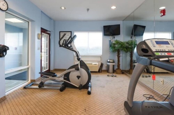 Imagen de los interiores del Hotel Stay Inn and Suites Montgomery. Foto 17