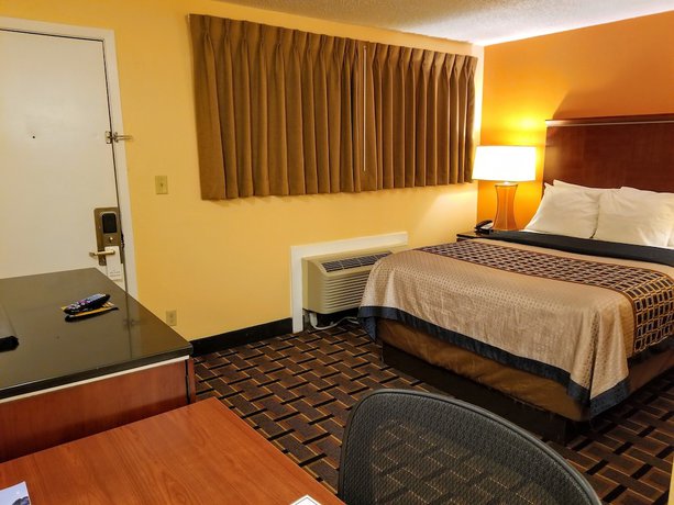 Imagen de la habitación del Hotel Stay Inn by OYO Near I 80 Lincoln West. Foto 15