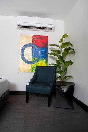 Imagen de la habitación del Hotel Stay Inns. Foto 3