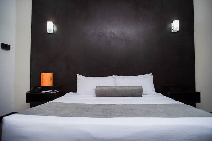 Imagen de la habitación del Hotel Stay Inns. Foto 11