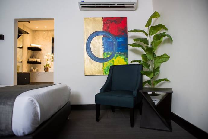Imagen de la habitación del Hotel Stay Inns. Foto 14