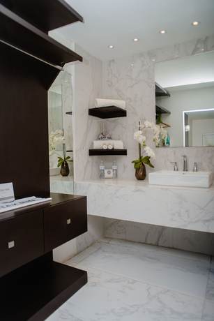 Imagen de la habitación del Hotel Stay Inns. Foto 17