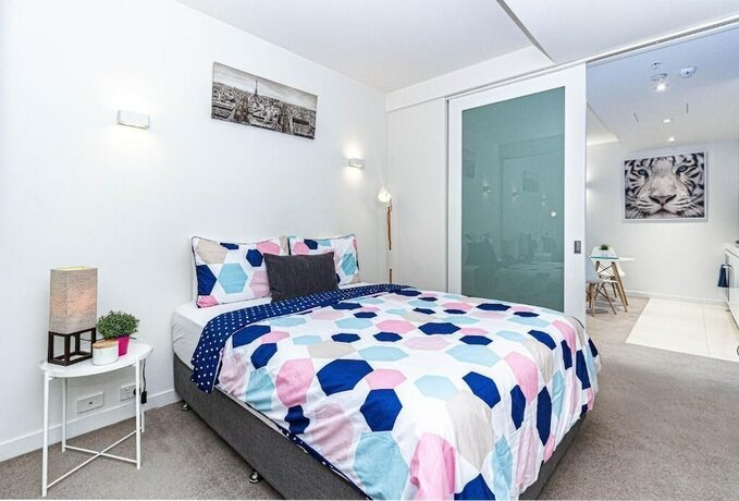 Imagen de la habitación del Hotel Stay Like Home. Foto 25