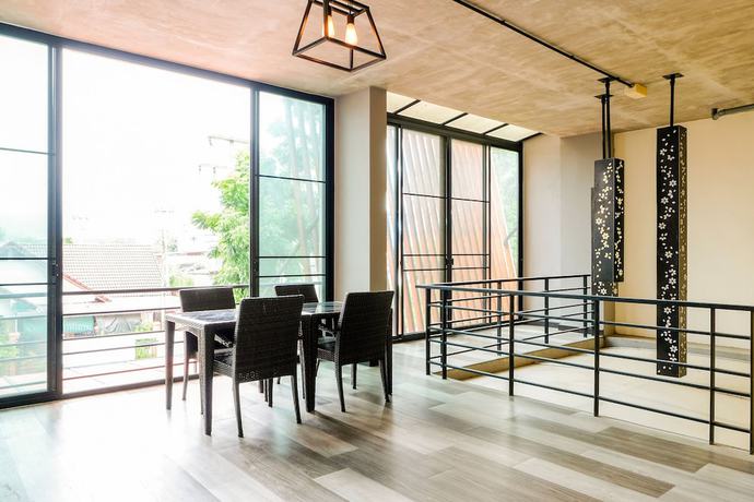 Imagen de los interiores del Hotel Stay Mayb. Foto 11