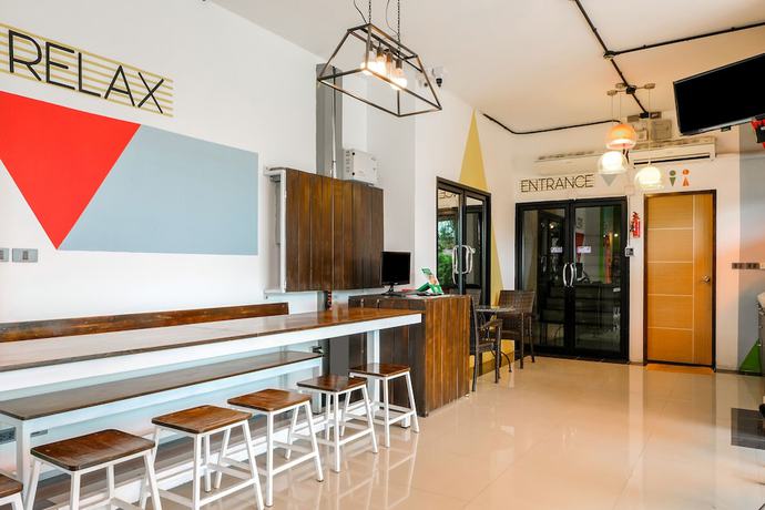 Imagen de los interiores del Hotel Stay Mayb. Foto 12