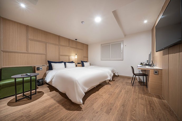 Imagen de la habitación del Hotel Stay Month. Foto 6