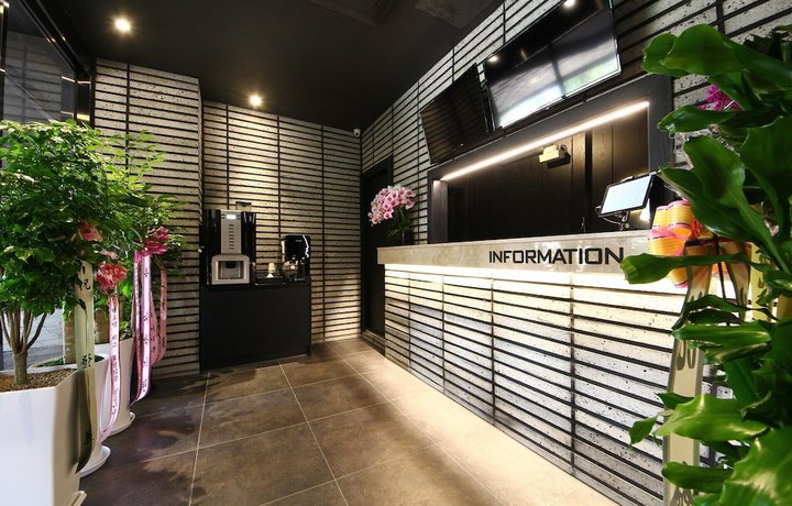 Imagen de los interiores del Hotel Stay Month. Foto 20