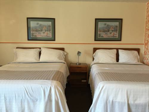 Imagen de la habitación del Hotel Stay Plus Inn. Foto 13