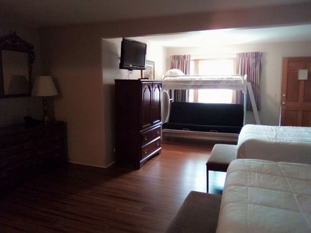 Imagen de la habitación del Hotel Stay Saratoga. Foto 2