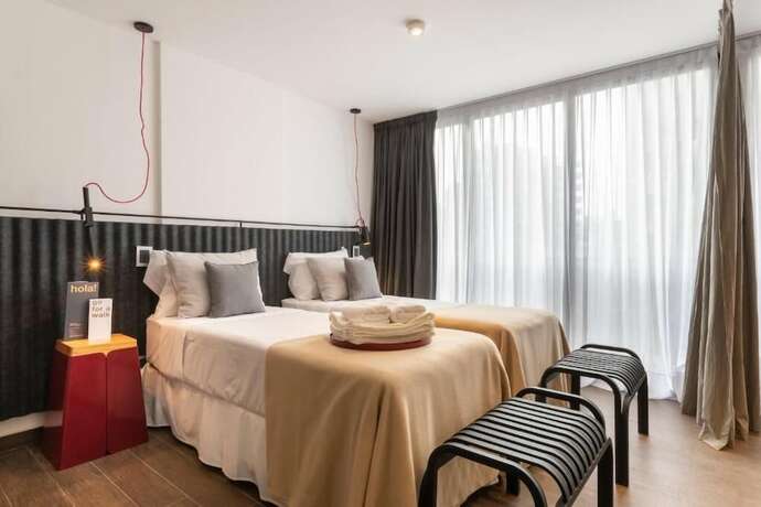 Imagen general del Hotel Stay Suites, C&Oacute;RDOBA (AR). Foto 6