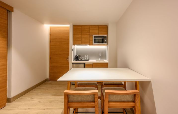 Imagen de la habitación del Hotel Stay Wellbeing and Lifestyle Resort. Foto 13