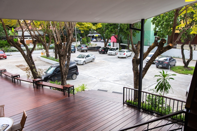 Imagen de los exteriores del Hotel Stay With Hug Poshtel And Activities. Foto 16