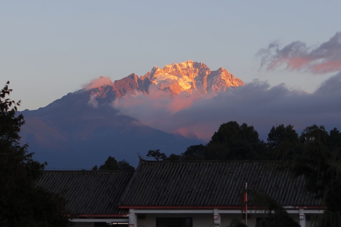 Imagen general del Hotel Stay at the Beicheng View Resort. Foto 1