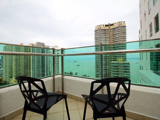 Imagen de la habitación del Hotel StayNest Suites @ Gurney Drive. Foto 18