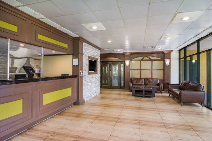Imagen de los interiores del Hotel Stayable Jacksonville West. Foto 16