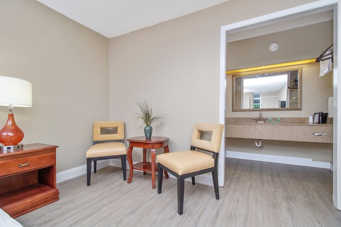 Imagen de la habitación del Hotel Stayable Lakeland. Foto 5