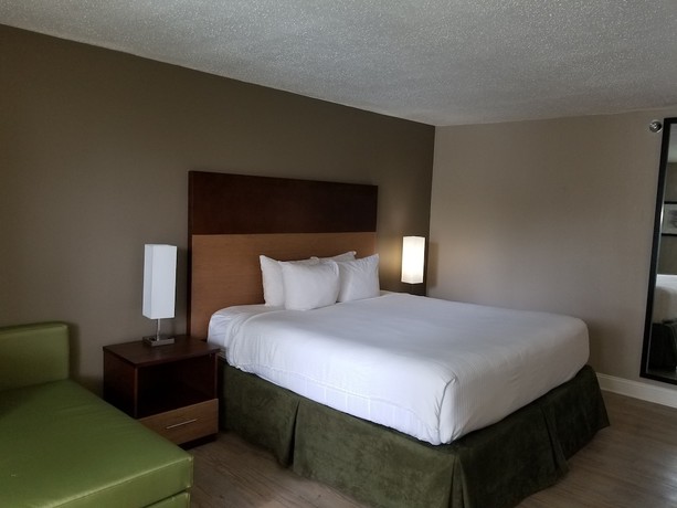 Imagen de la habitación del Hotel Stayable Select Gainesville. Foto 3