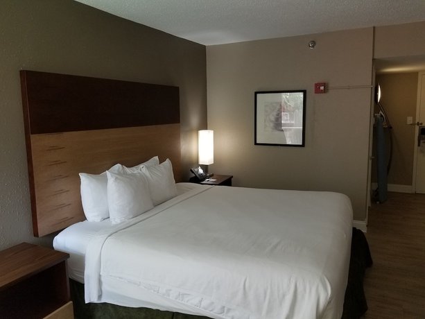 Imagen de la habitación del Hotel Stayable Select Gainesville. Foto 11