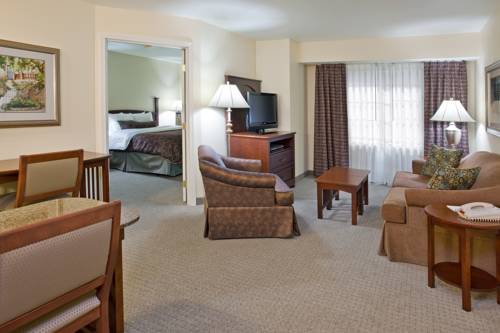 Imagen de la habitación del Hotel Staybridge Suites Akron-stow-cuyahoga Falls, An Ihg. Foto 8