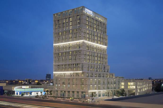 Imagen general del Hotel Staybridge Suites Al Khobar, an IHG. Foto 1