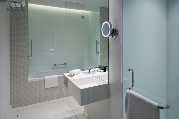 Imagen de la habitación del Hotel Staybridge Suites Al Khobar, an IHG. Foto 8