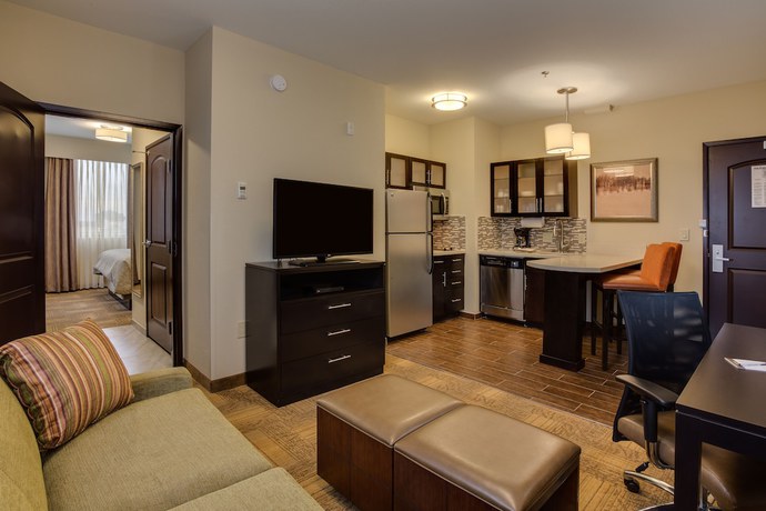Imagen de la habitación del Hotel Staybridge Suites Atlanta Airport by IHG. Foto 6
