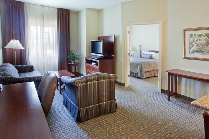 Imagen de los interiores del Hotel Staybridge Suites Augusta, An Ihg. Foto 7