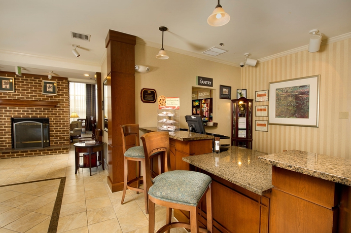 Imagen de los interiores del Hotel Staybridge Suites Baltimore Bwi Airport, An Ihg. Foto 12