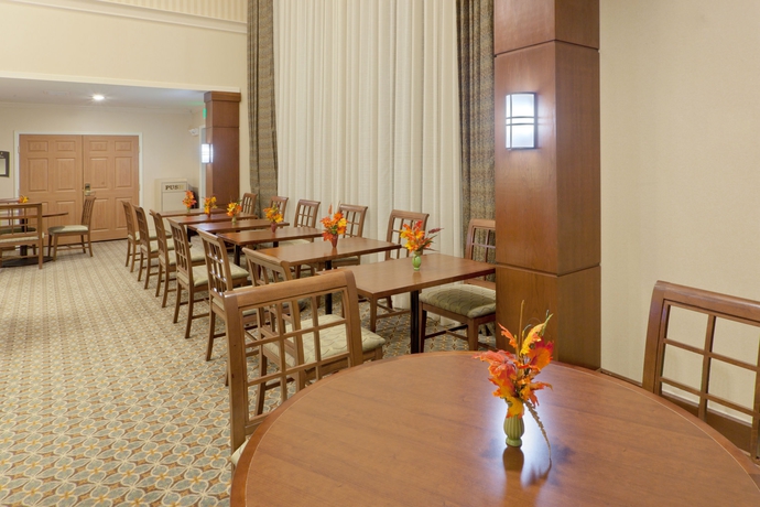 Imagen del bar/restaurante del Hotel Staybridge Suites Baltimore Bwi Airport, An Ihg. Foto 4