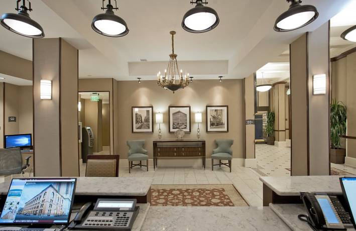 Imagen de los interiores del Hotel Staybridge Suites Baltimore - Inner Harbor, An Ihg. Foto 11