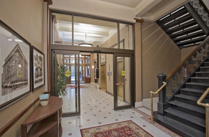 Imagen de los interiores del Hotel Staybridge Suites Baltimore - Inner Harbor, An Ihg. Foto 18