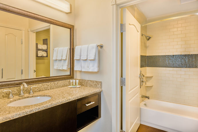 Imagen de la habitación del Hotel Staybridge Suites Bismarck. Foto 5
