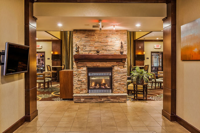 Imagen de la habitación del Hotel Staybridge Suites Bismarck. Foto 6