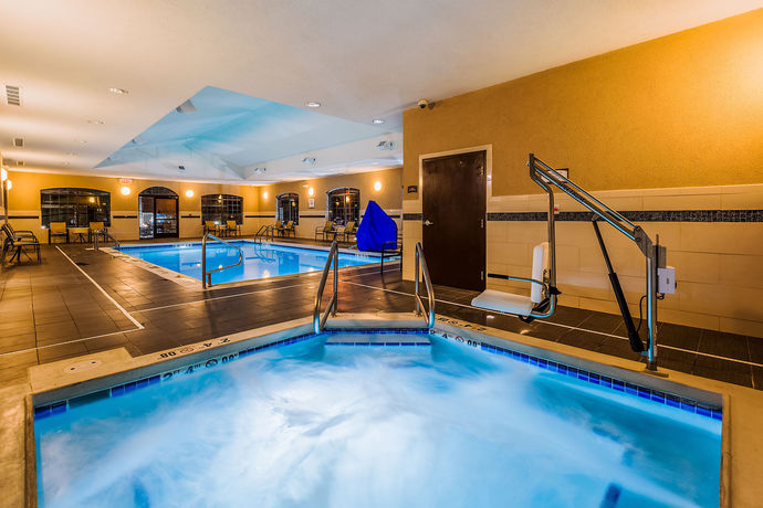 Imagen de la habitación del Hotel Staybridge Suites Bismarck. Foto 7