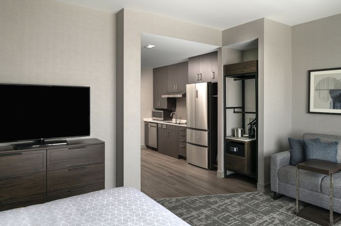 Imagen de la habitación del Hotel Staybridge Suites Boston Logan Airport - Revere. Foto 7