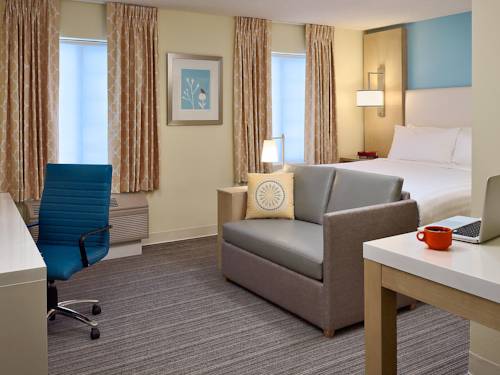 Imagen de la habitación del Hotel Staybridge Suites Boston-Burlington. Foto 3