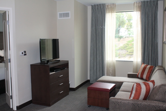 Imagen de los interiores del Hotel Staybridge Suites Carlsbad, An Ihg. Foto 16