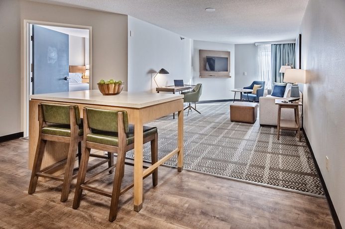 Imagen de la habitación del Hotel Staybridge Suites Cedar Rapids North. Foto 10