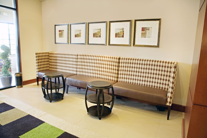 Imagen de los interiores del Hotel Staybridge Suites Chantilly - Dulles Airport, An Ihg. Foto 13