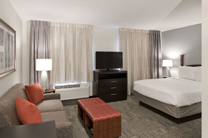 Imagen de la habitación del Hotel Staybridge Suites Charlotte Ballantyne, An Ihg. Foto 6