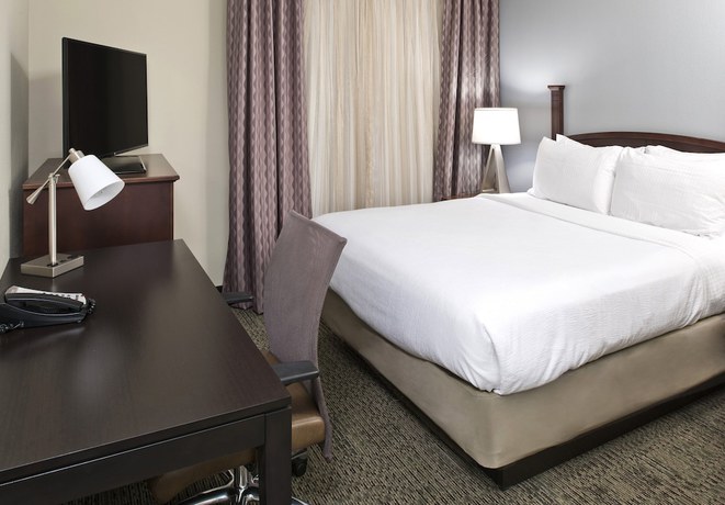 Imagen de la habitación del Hotel Staybridge Suites Charlotte Ballantyne, An Ihg. Foto 7