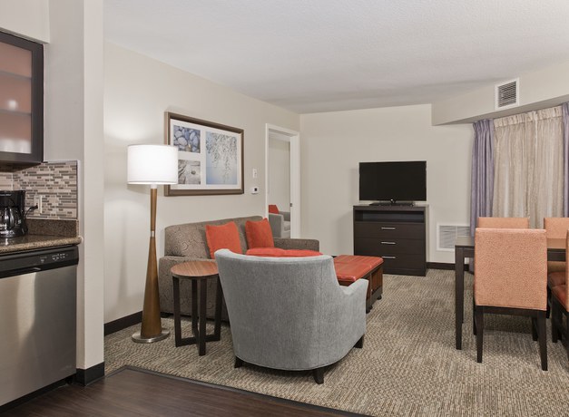 Imagen de la habitación del Hotel Staybridge Suites Charlotte Ballantyne, An Ihg. Foto 13
